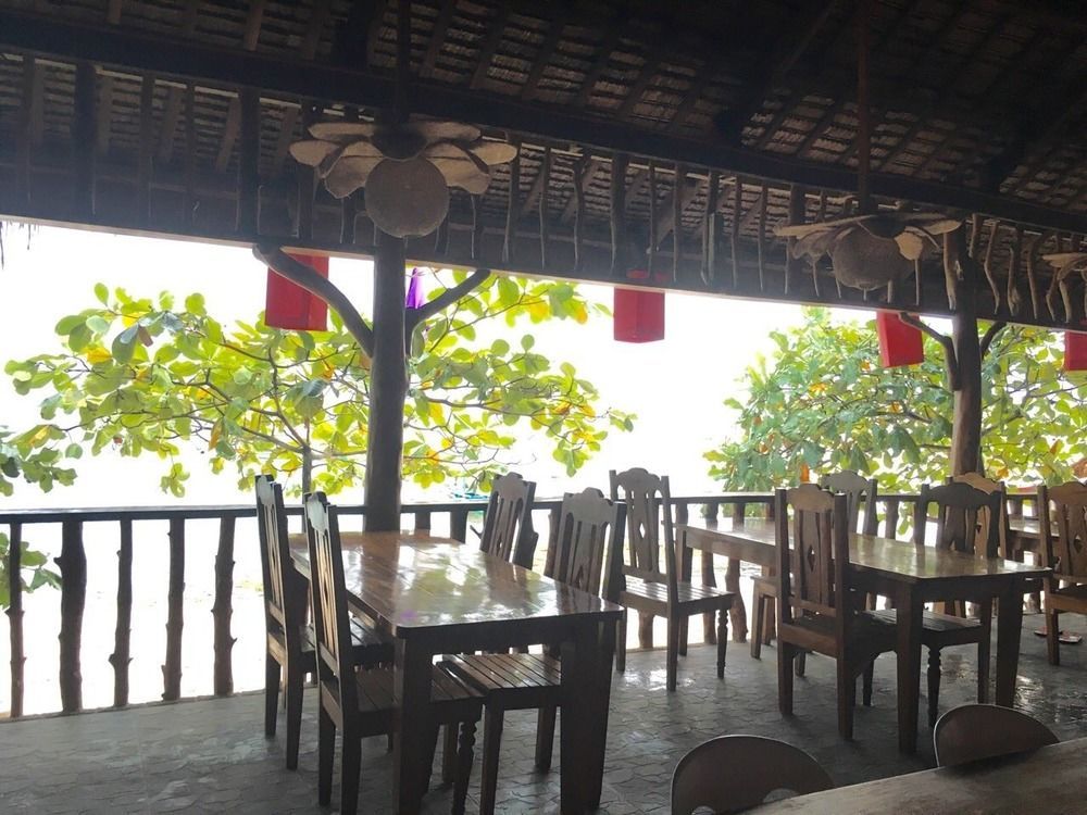 Hk Beach Resort And Restaurant Moalboal Bagian luar foto