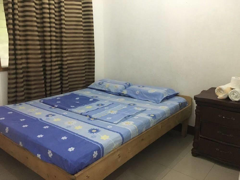 Hk Beach Resort And Restaurant Moalboal Bagian luar foto