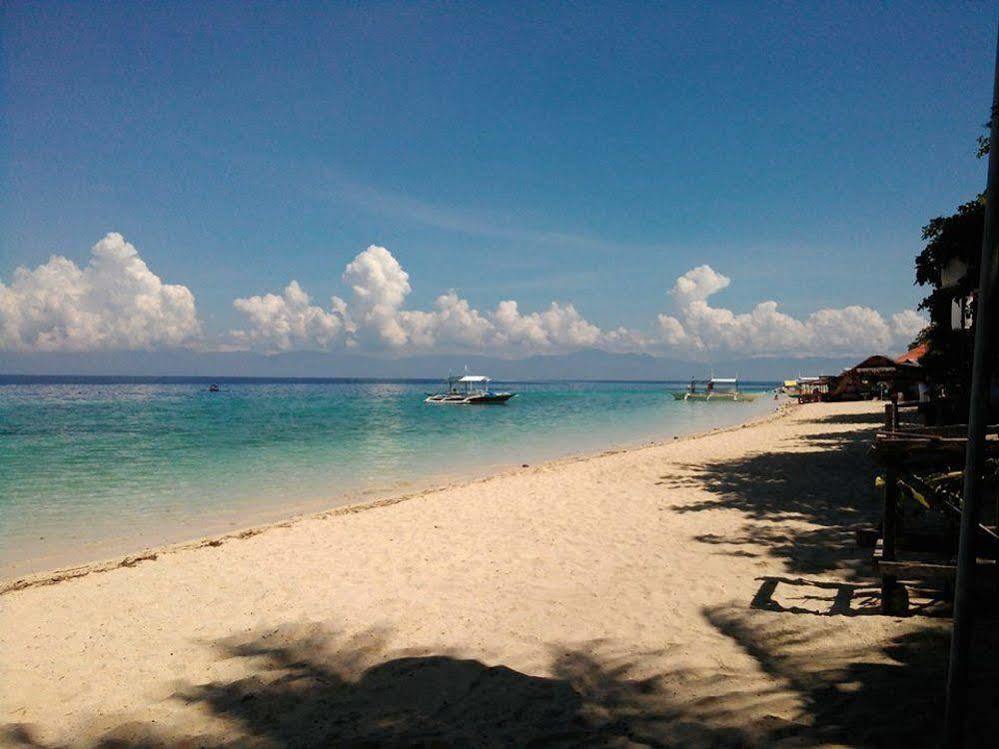 Hk Beach Resort And Restaurant Moalboal Bagian luar foto