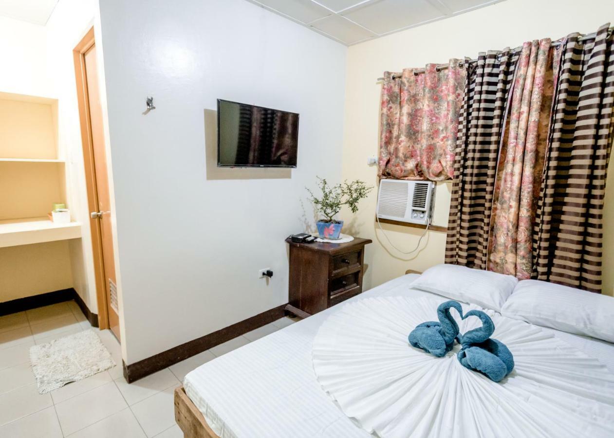 Hk Beach Resort And Restaurant Moalboal Bagian luar foto