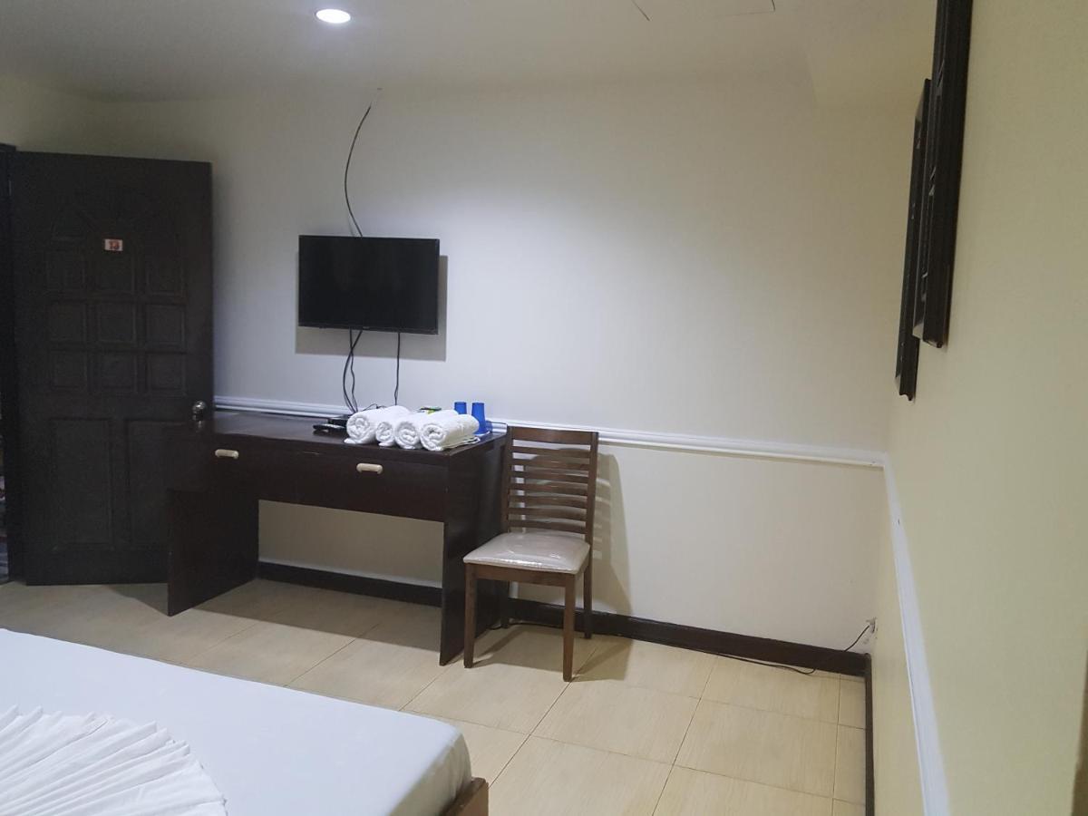 Hk Beach Resort And Restaurant Moalboal Bagian luar foto